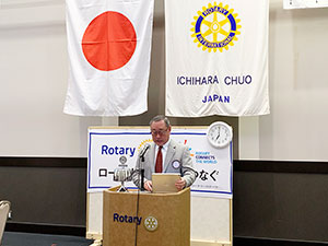 ����A�F�{���